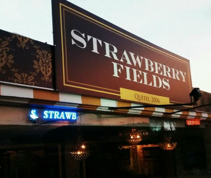Bar Strawberry Fields